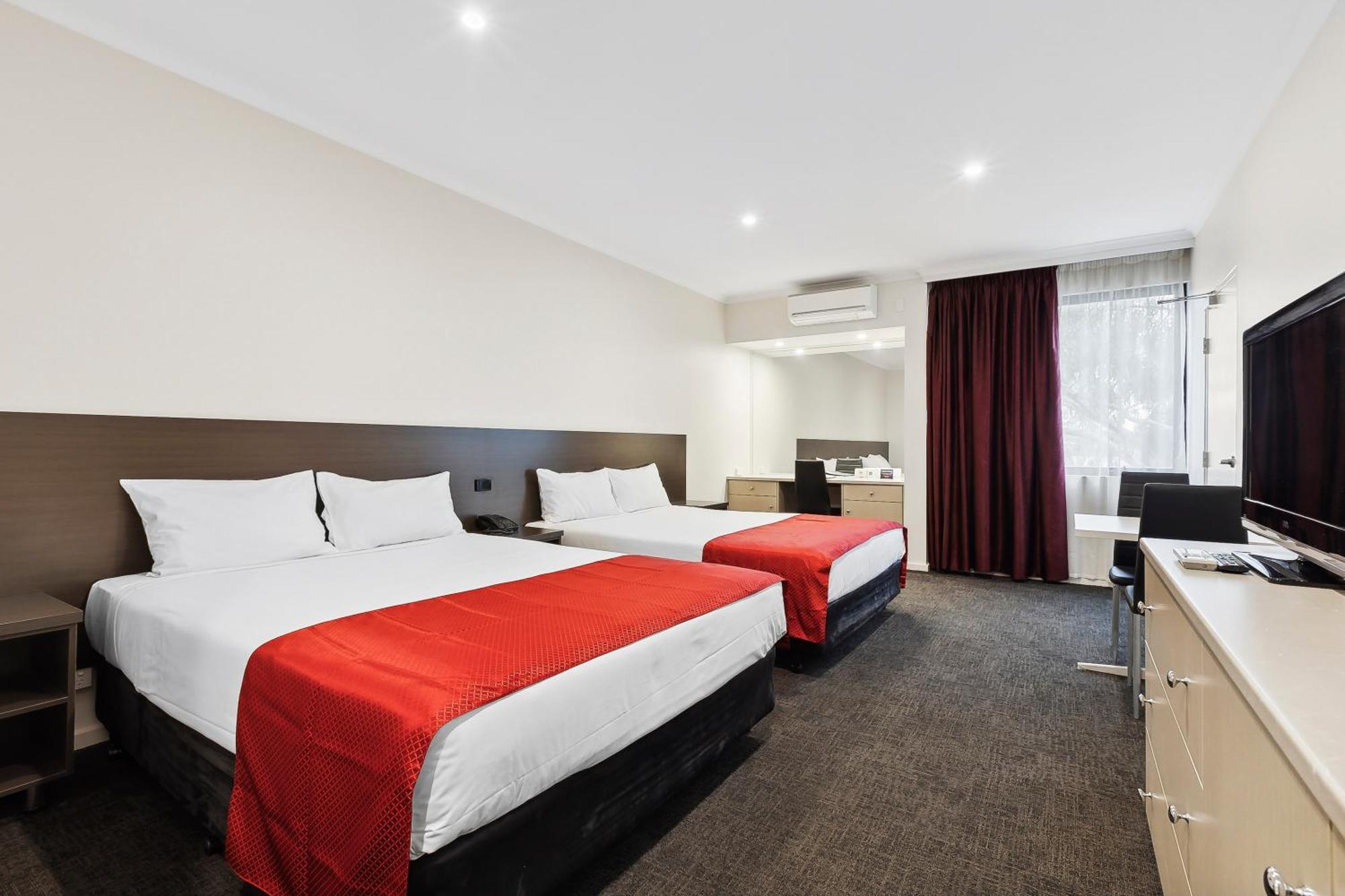 Quality Hotel Manor Mitcham Kültér fotó