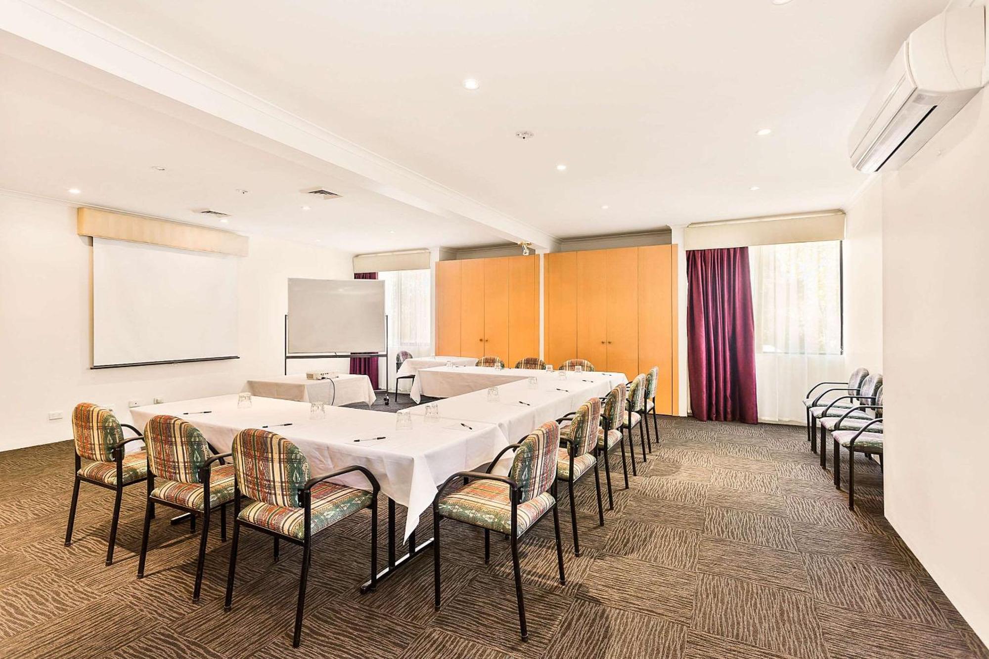 Quality Hotel Manor Mitcham Kültér fotó
