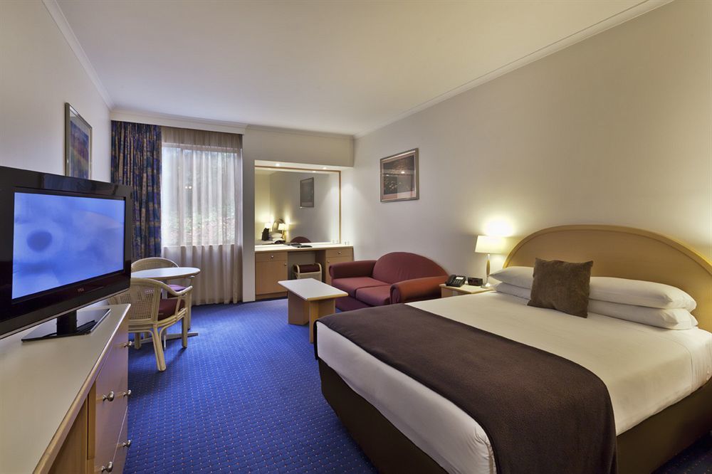 Quality Hotel Manor Mitcham Kültér fotó